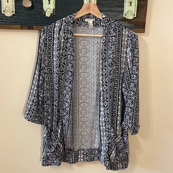 2/$25 Forever 21 Black and White Print Kimono Style Blazer Size Large - Picture 6 of 14